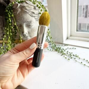 NEW BareMinerals Multi-Tasking Face Brush